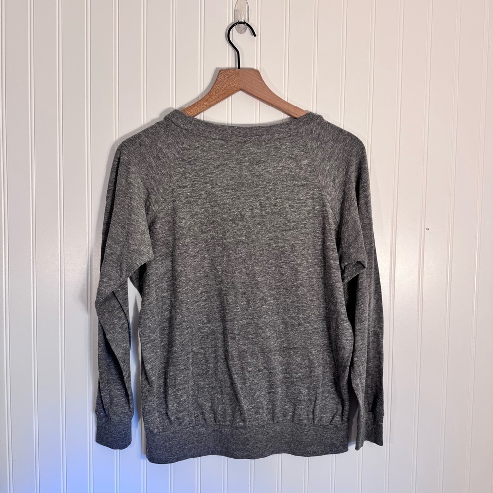 Alternative Earth Taylor Swift Cat Long Sleeve Shirt Gray Size Large - Picture 3 of 5
